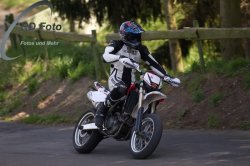 Fotos-Supermoto-IDM-Training-Bilstaim-Bike-X-Press-17-04-2011-244